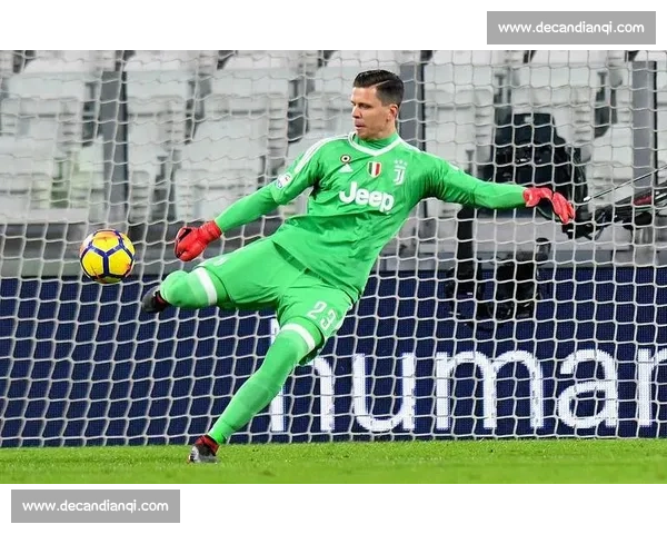 巴萨完成什琴斯尼注册,续约独立于特狮,门将新布局成型