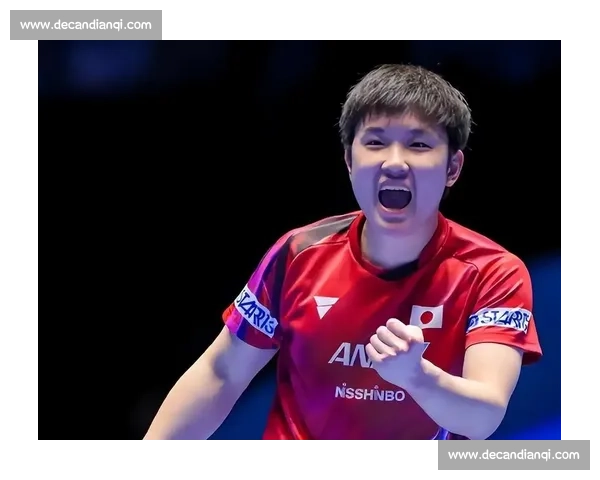 张本智和跪地反拉破心魔 零封国乒新星终结半年冠军荒 张本智和跪地反拉破心魔 零封国乒新星终结半年冠军荒