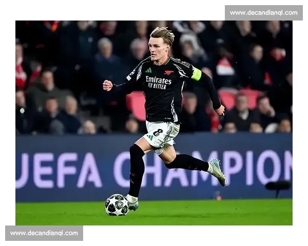 迪亚斯转会遇阻，胜利将目标转向马丁内利