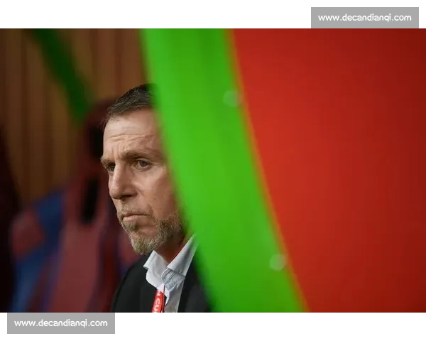 国足选帅正式启动！官网将发布全球招聘公告，久尔杰维奇代理出征东亚杯